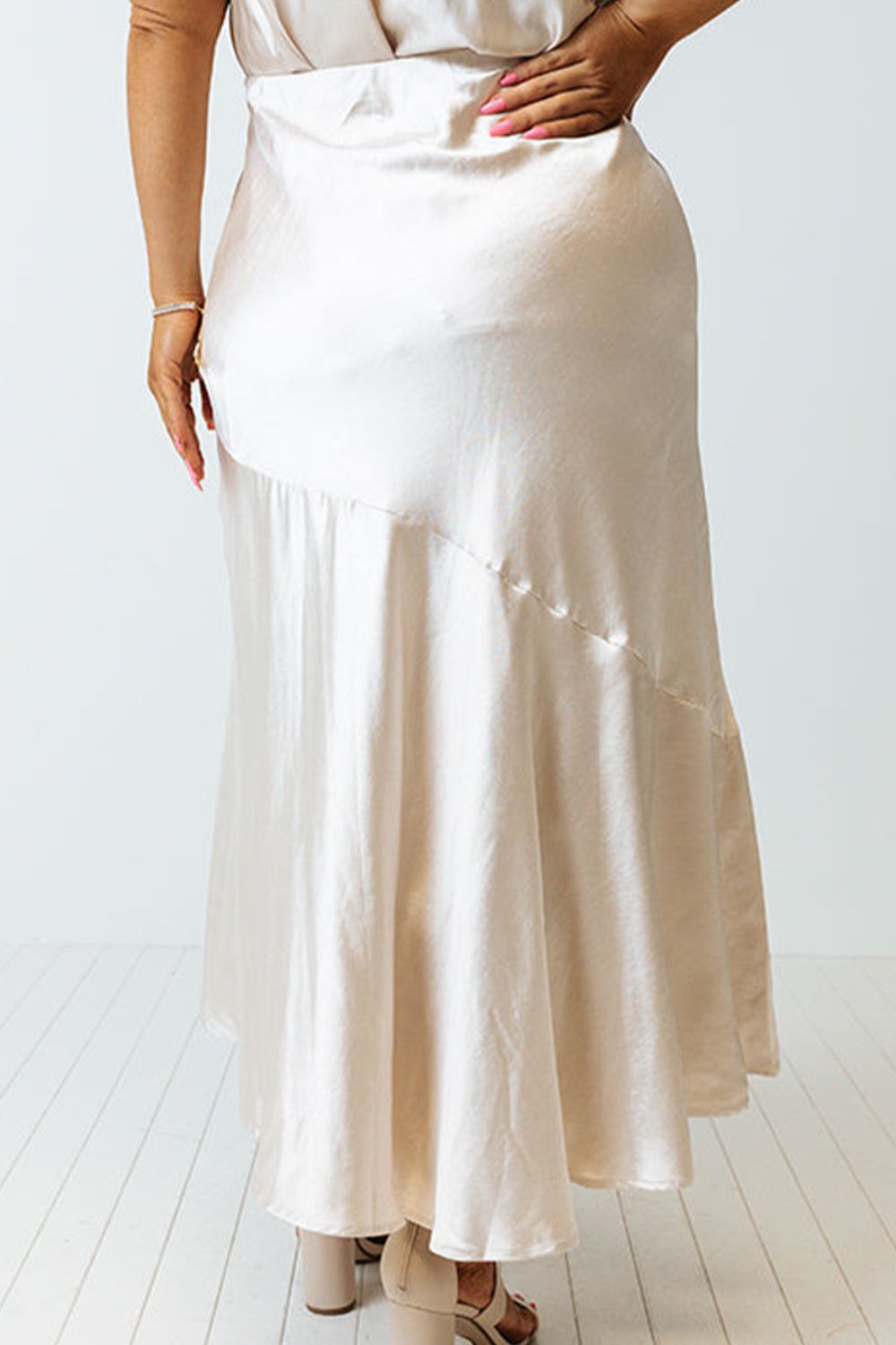 (PS) Slit Ruffled Skirt