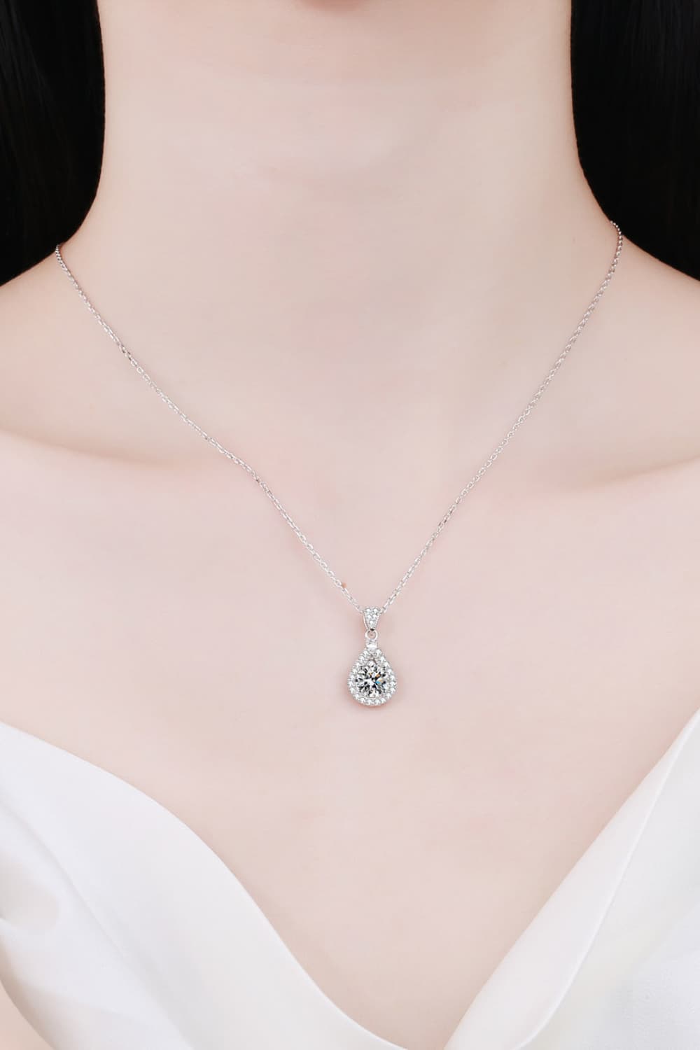 Teardrop Pendant Necklace