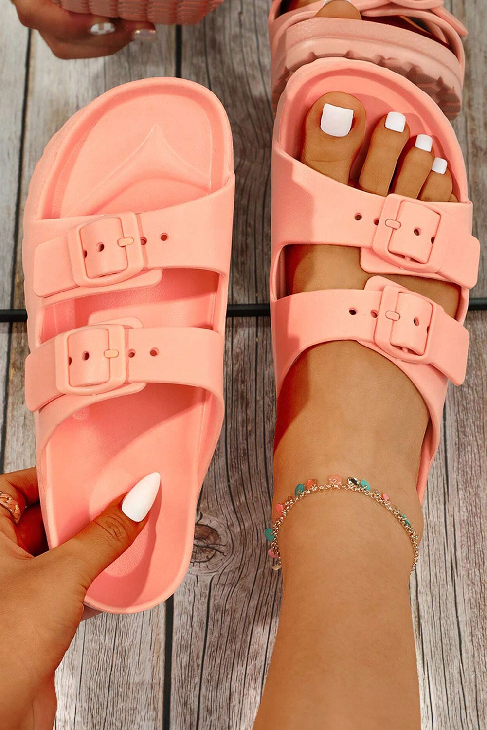 Buckle Strap Beach Slides