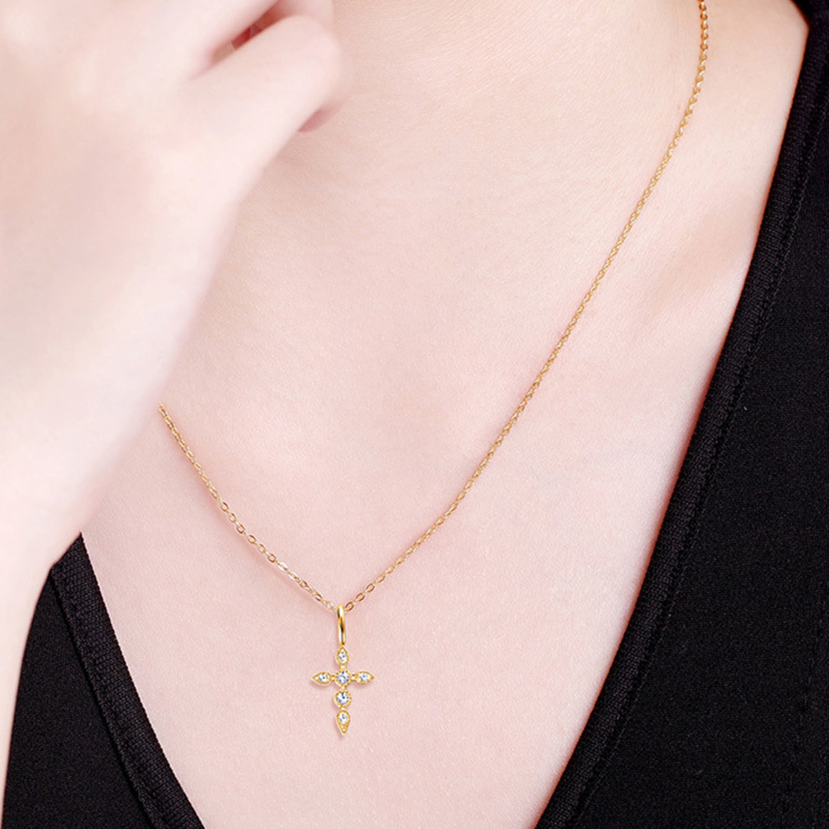 Cross Pendant Necklace